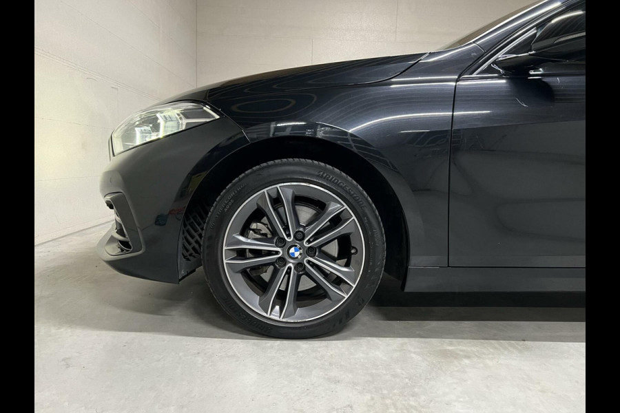 BMW 1-serie 118i Sportline Navi Cruise Carplay Sfeerver. NAP