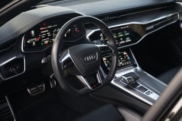 Audi RS6 Avant 4.0 TFSI Quattro Dynamic Plus
