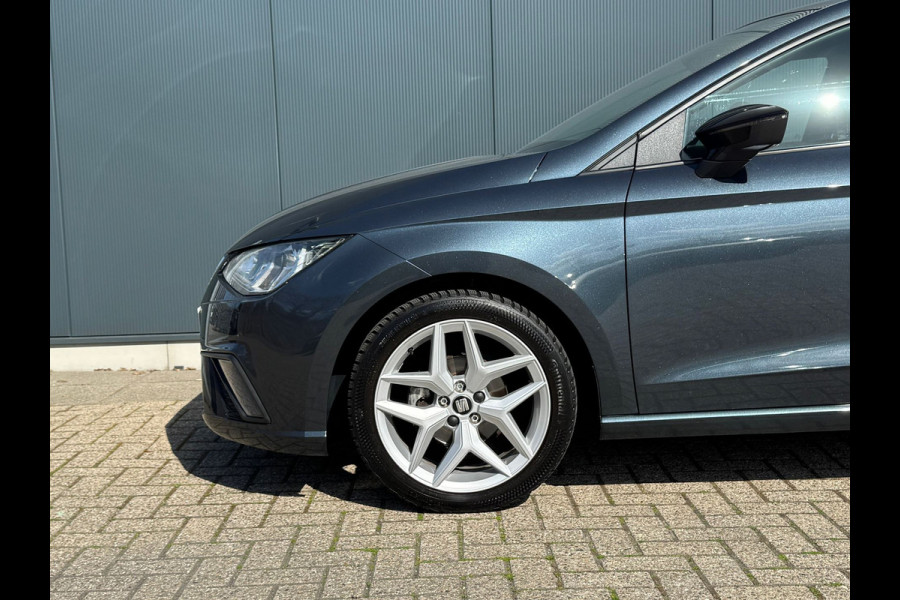 Seat Ibiza 1.0 TSI * FR * Cruise * Camera * AppleCarPlay *
