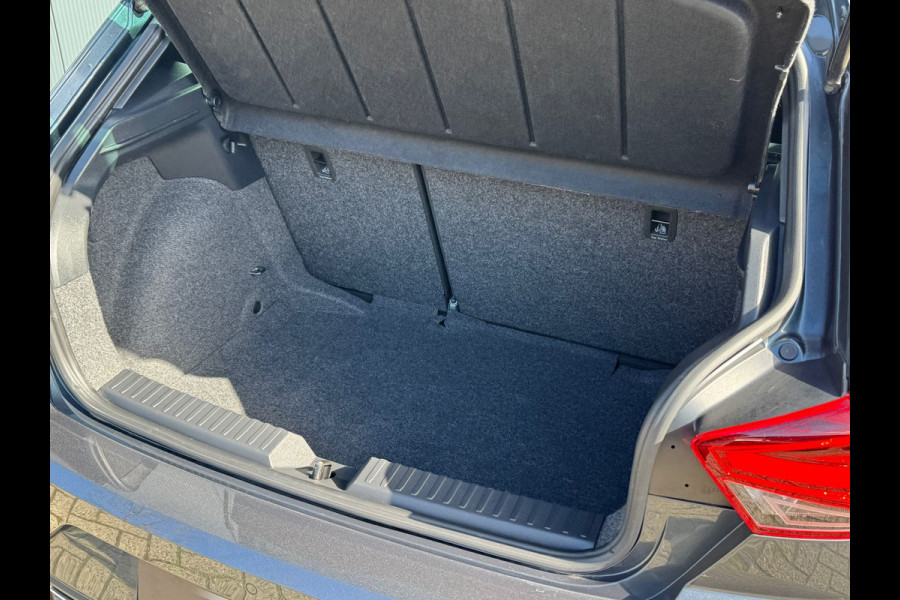 Seat Ibiza 1.0 TSI * FR * Cruise * Camera * AppleCarPlay *