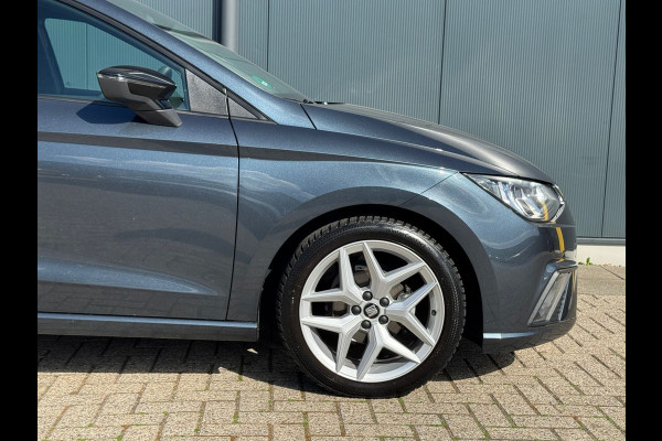 Seat Ibiza 1.0 TSI * FR * Cruise * Camera * AppleCarPlay *