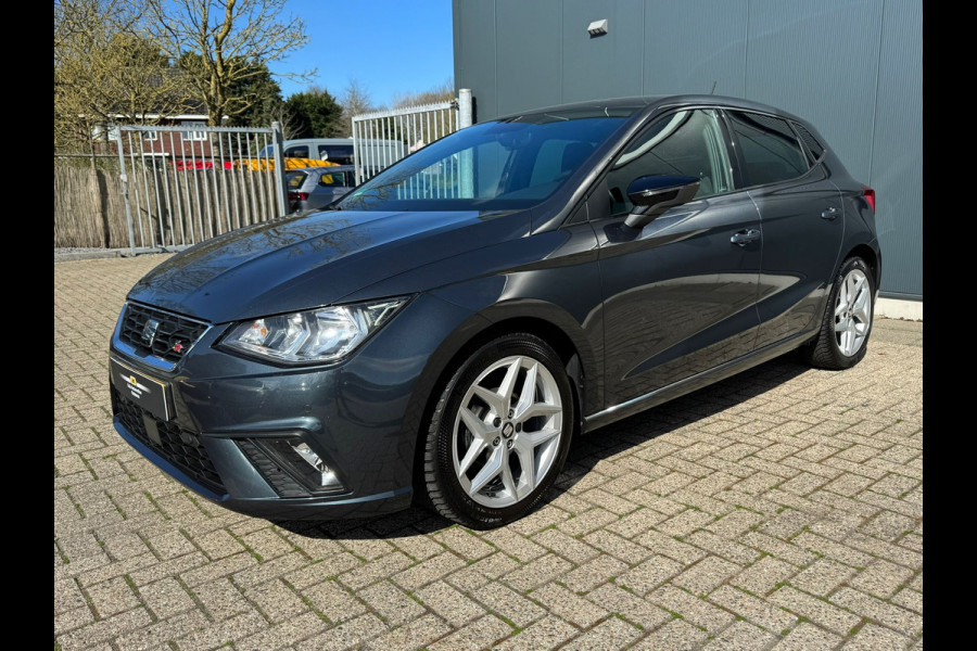 Seat Ibiza 1.0 TSI * FR * Cruise * Camera * AppleCarPlay *