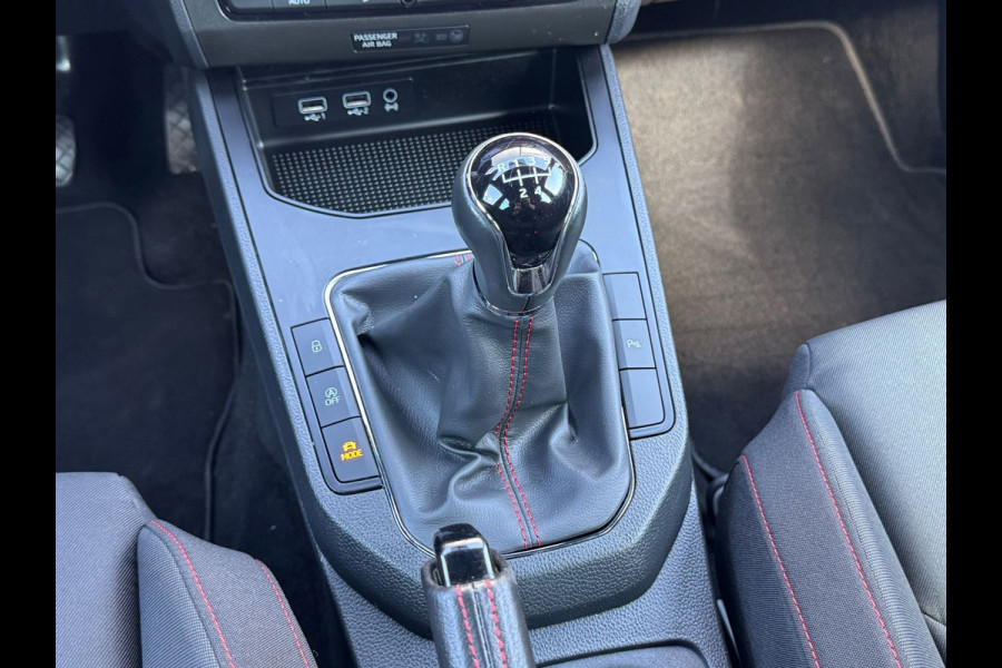 Seat Ibiza 1.0 TSI * FR * Cruise * Camera * AppleCarPlay *