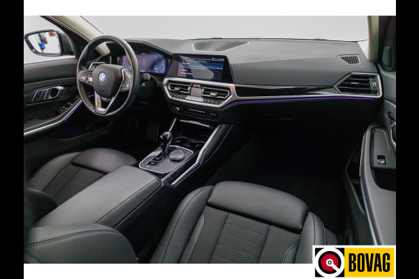 BMW 3 Serie Touring 330e 292 PK Sportline Business Ed. Plus | Stoel & Stuurverw. | Adap. Cruise | Elec. klep PDC V+A, Apple Carplay / Android auto, Navigatie, Sfeerverlichting
