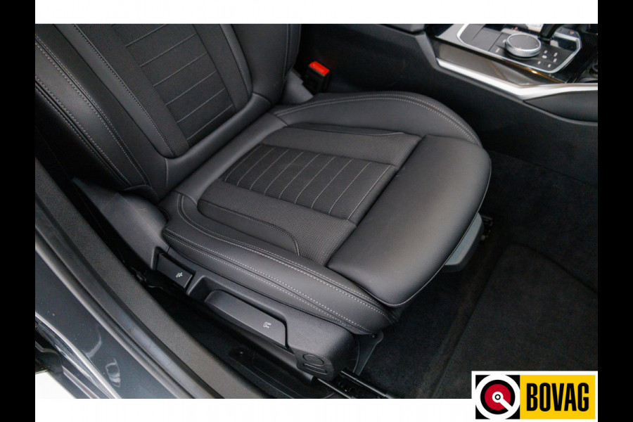 BMW 3 Serie Touring 330e 292 PK Sportline Business Ed. Plus | Stoel & Stuurverw. | Adap. Cruise | Elec. klep PDC V+A, Apple Carplay / Android auto, Navigatie, Sfeerverlichting