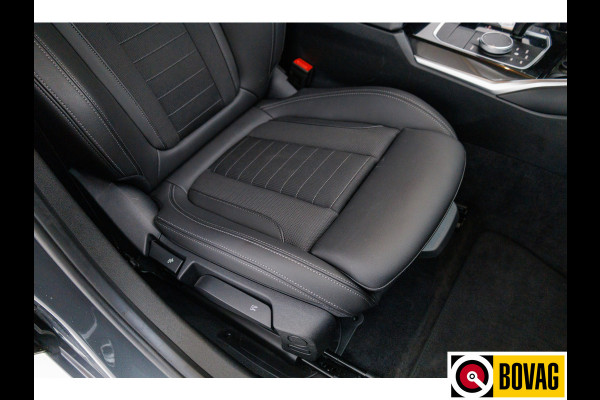 BMW 3 Serie Touring 330e 292 PK Sportline Business Ed. Plus | Stoel & Stuurverw. | Adap. Cruise | Elec. klep PDC V+A, Apple Carplay / Android auto, Navigatie, Sfeerverlichting