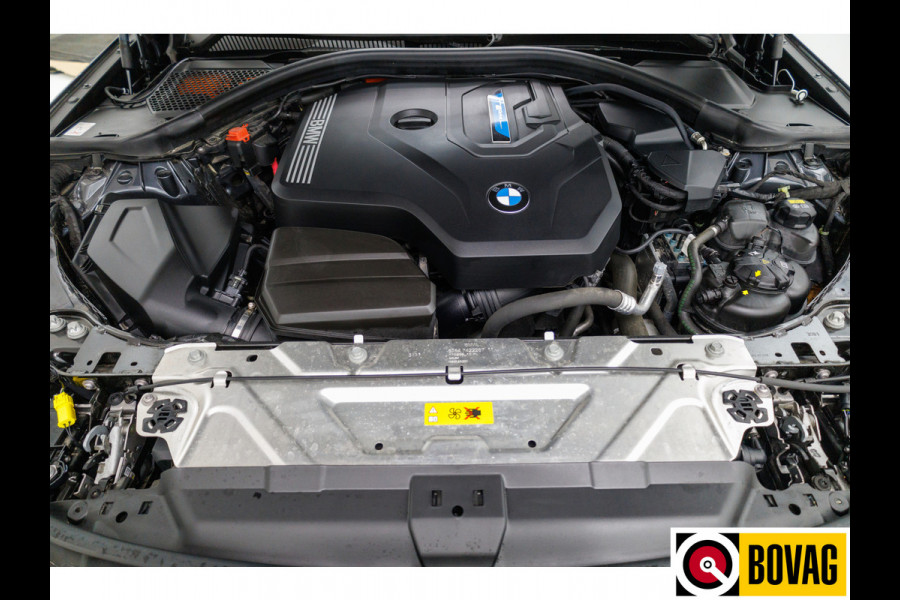 BMW 3 Serie Touring 330e 292 PK Sportline Business Ed. Plus | Stoel & Stuurverw. | Adap. Cruise | Elec. klep PDC V+A, Apple Carplay / Android auto, Navigatie, Sfeerverlichting