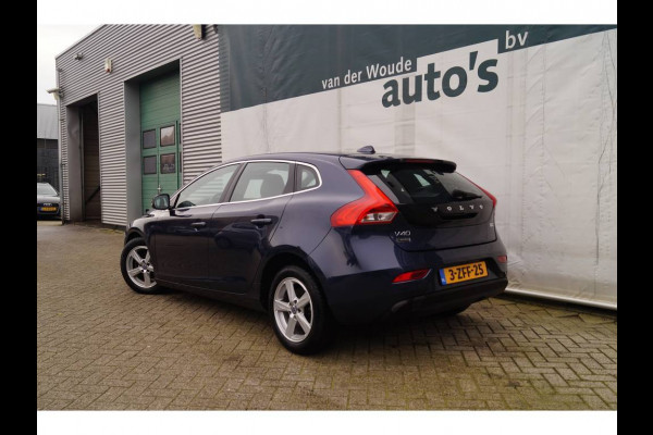 Volvo V40 D2 115pk Business Momentum -NAVI-PDC-