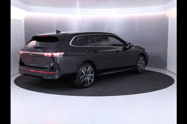 Volkswagen Passat Variant R-Line-Edition 1.5 eHybrid 200 kW / 272 pk Variant
