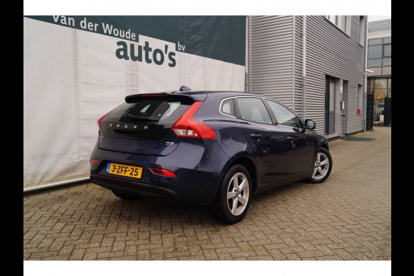 Volvo V40 D2 115pk Business Momentum -NAVI-PDC-