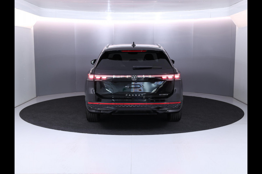 Volkswagen Passat Variant R-Line-Edition 1.5 eHybrid 200 kW / 272 pk Variant