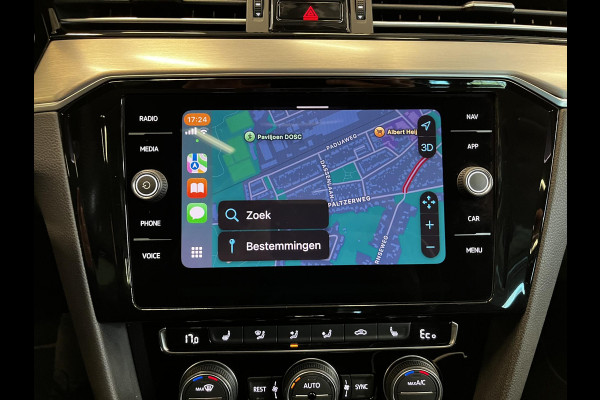 Volkswagen Passat Variant 1.4 TSI PHEV GTE Elegance Panoramadak Trekhaak Navigatie Apple Carplay/Android Auto Camera Parkeersensoren Stoelverwarming Virtual Cockpit Climate Control