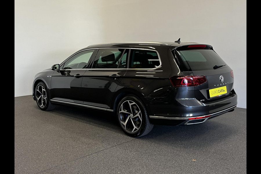 Volkswagen Passat Variant 1.4 TSI PHEV GTE Elegance Panoramadak Trekhaak Navigatie Apple Carplay/Android Auto Camera Parkeersensoren Stoelverwarming Virtual Cockpit Climate Control