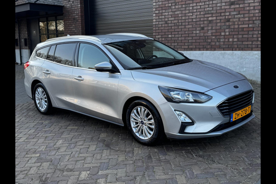 Ford FOCUS Wagon 1.5 Titanium / 150 PK / Trekhaak / Navigatie / Climate Control / PDC voor + Achter / NED-Focus