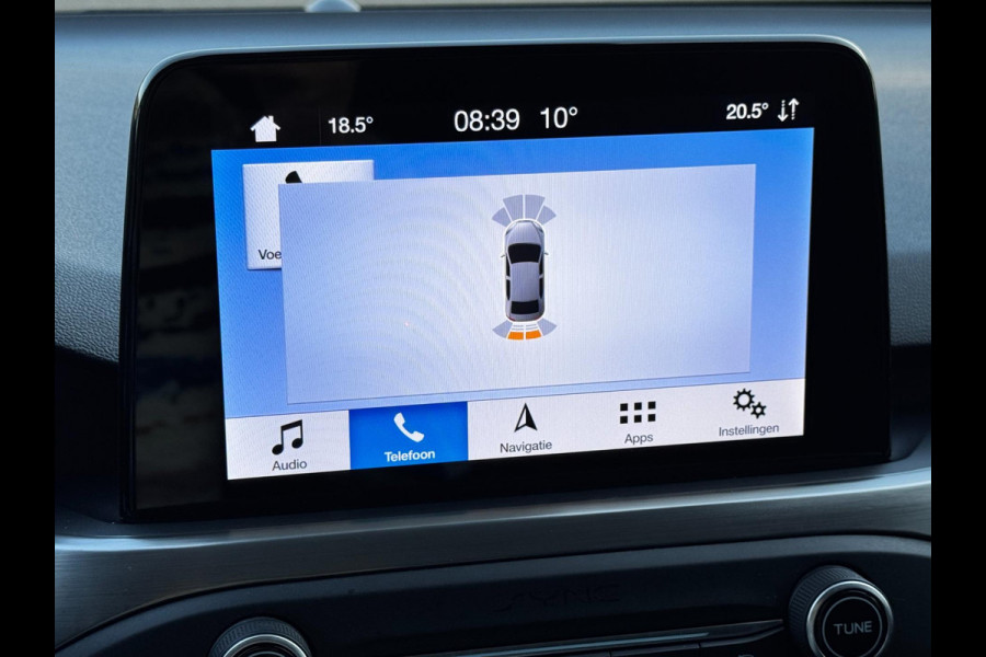 Ford FOCUS Wagon 1.5 Titanium / 150 PK / Trekhaak / Navigatie / Climate Control / PDC voor + Achter / NED-Focus