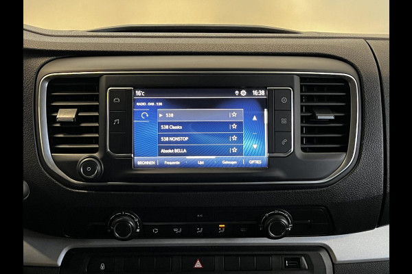 Toyota PROACE Electric Shuttle Long Extra Range Cool 75 kWh 9 pers. Navigatie Apple Carplay/Android Auto Parkeersensoren Cruise Control Lichtmetalen velgen Getinte ramen Airco