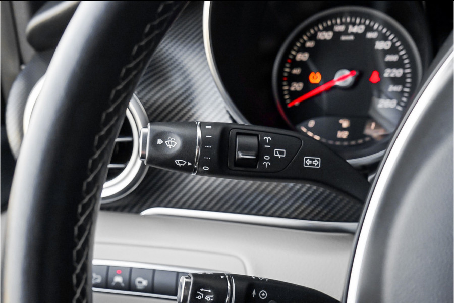 Mercedes-Benz V-Klasse 250d 4M Lang AMG Exclusive 8-Pers Pano Burmester Stoelventilatie