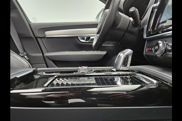 Volvo V90 T8 AWD R-Design Plug In Hybrid 394pk PHEV | Panodak | Adaptive Cruise | Harman Kardon | Alcantara Sportstoelen | Parkassist | Apple Carplay | 19"L.M | Pilot Assist |