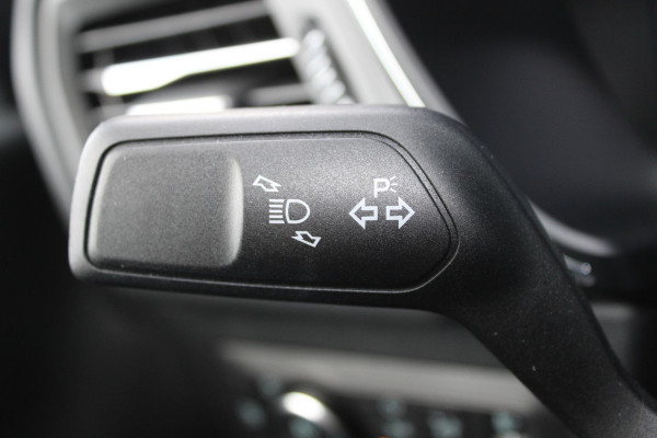 Ford Kuga 243pk | Nieuw model! | Driver Assistance Pack | Winterpack | Panorama dak | 2.100kg Trekgewicht