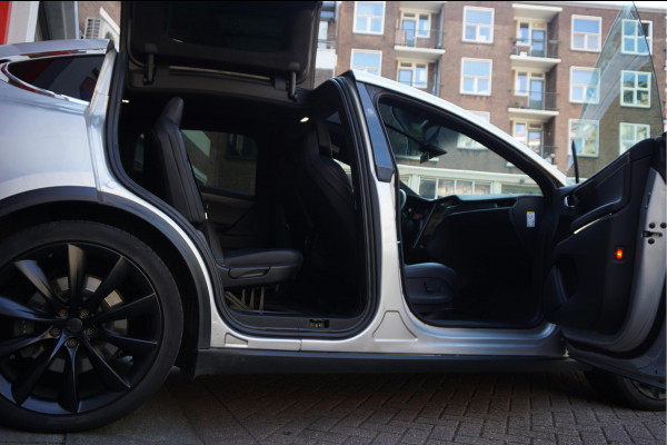 Tesla Model X 100D 7p. | Auto Pilot | Trekhaak | 7 Personen | Luchtvering | Origineel Nederlandse auto | 22 inch | Vleugeldeuren