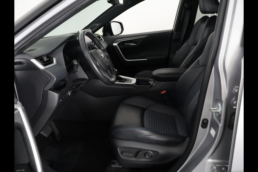 Toyota RAV4 2.5 Hybrid Bi-Tone | JBL Audio | Navigatie | Parkeersensoren | Stoelverwarming