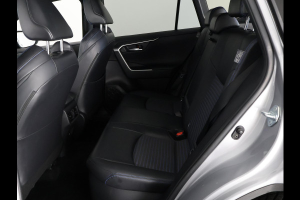 Toyota RAV4 2.5 Hybrid Bi-Tone | JBL Audio | Navigatie | Parkeersensoren | Stoelverwarming