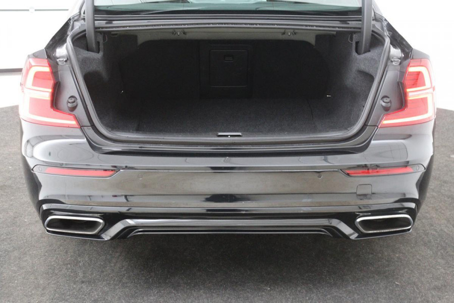 Volvo S60 2.0 T4 R-Design | 1e eigenaar | Adaptive cruise | Stoelverwarming | Carplay | Full LED | Sportstoelen | Camera | Half leder | Navigatie
