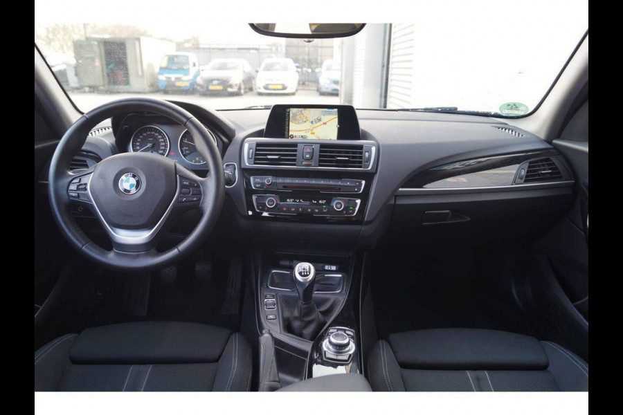BMW 1 Serie 118d 150pk Sport 5-drs -NAVI-ECC-LED-PDC-