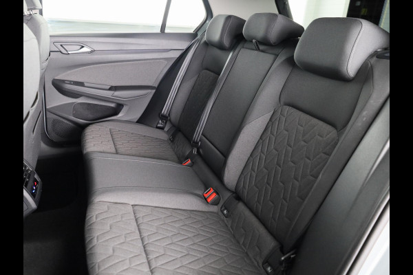 Volkswagen Golf Life Edition 1.5 eHybrid 150 kW / 204 pk Hatchback 6 versn. DSG