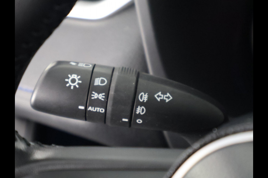 Toyota RAV4 2.5 Hybrid Bi-Tone | JBL Audio | Navigatie | Parkeersensoren | Stoelverwarming