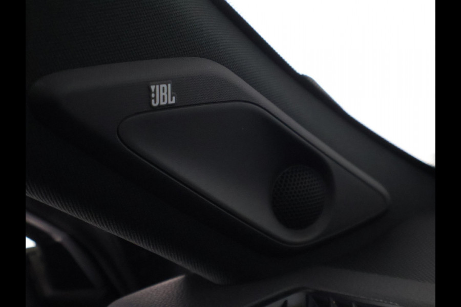 Toyota RAV4 2.5 Hybrid Bi-Tone | JBL Audio | Navigatie | Parkeersensoren | Stoelverwarming