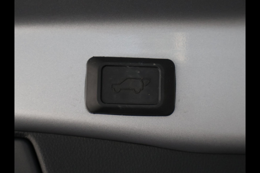 Toyota RAV4 2.5 Hybrid Bi-Tone | JBL Audio | Navigatie | Parkeersensoren | Stoelverwarming