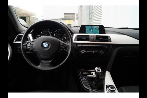 BMW 3 Serie 316d Touring Business -LEER-NAVI-ECC-PDC-