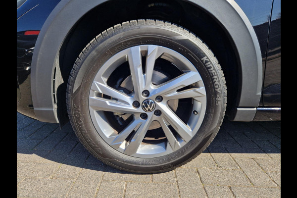 Volkswagen Taigo 1.5 TSI R-Line /ACC /IQ Light /Garantie