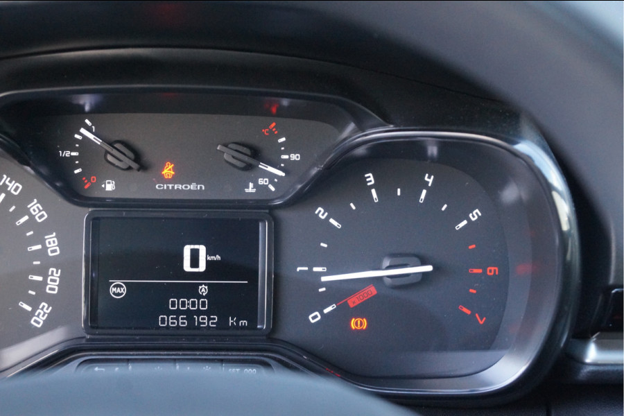 Citroën C3 1.2 PureTech Feel | Stoelverwarming | Apple/Android CarPlay | Zwart dak