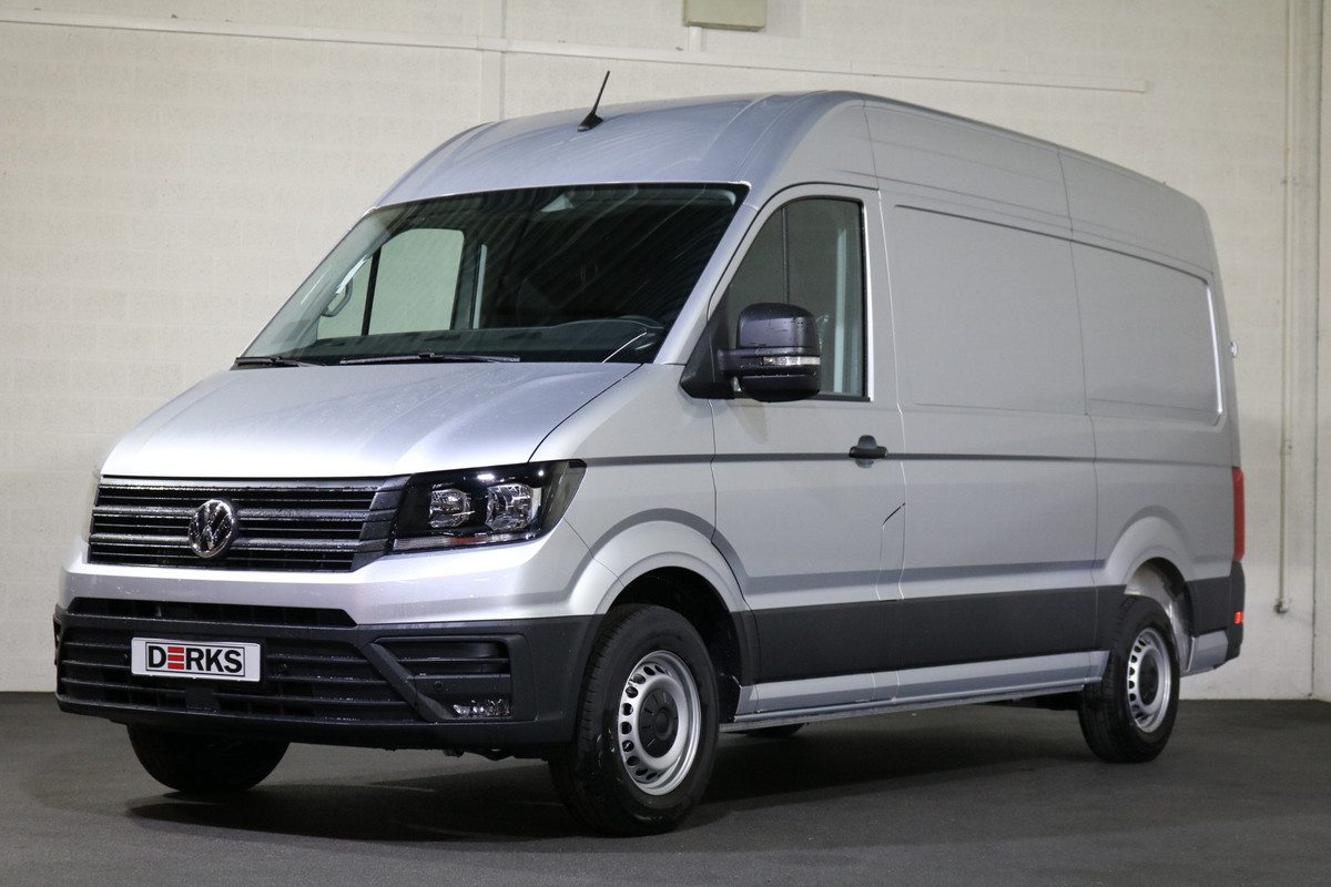 Volkswagen Crafter 2.0 TDI 140pk L3 H3 Automaat Airco Navigatie Apple Carplay Camera Volkswagen Crafter 2.0 TDI 140pk L3 H3 Automaat Airco Navigatie Apple Carplay Camera