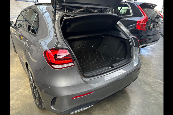 Mercedes-Benz A-Klasse 200 Premium Plus PANO|SFEERVERLICHTING|CAMERA