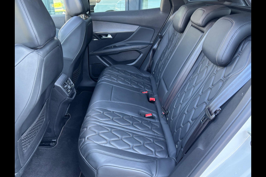 Peugeot 3008 1.6 HYbrid4 300 GT | ALLE denkbare opties! | Rijklaar geleverd incl 12 maanden BOVAG garantie! |