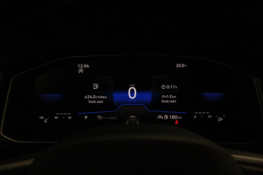 Volkswagen Polo 1.0 TSI DSG R-Line | DEMO ! | Panorama dak Navigatie App Connect Climate Control DAB | LED Parkeer sensoren Camera Cruise control adaptive Lichtmetalen velgen