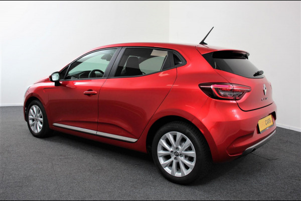 Renault Clio 1.0 TCe 100pk Experience Demo! | Navigatie Climate Control Cruise control Lichtmetalen Velgen Parkeer Sensoren Extra Getint glas 5 deurs