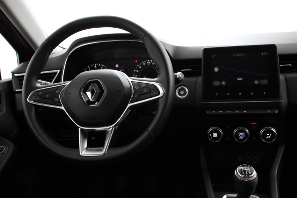 Renault Clio 1.0 TCe 100pk Experience Demo! | Navigatie Climate Control Cruise control Lichtmetalen Velgen Parkeer Sensoren Extra Getint glas 5 deurs