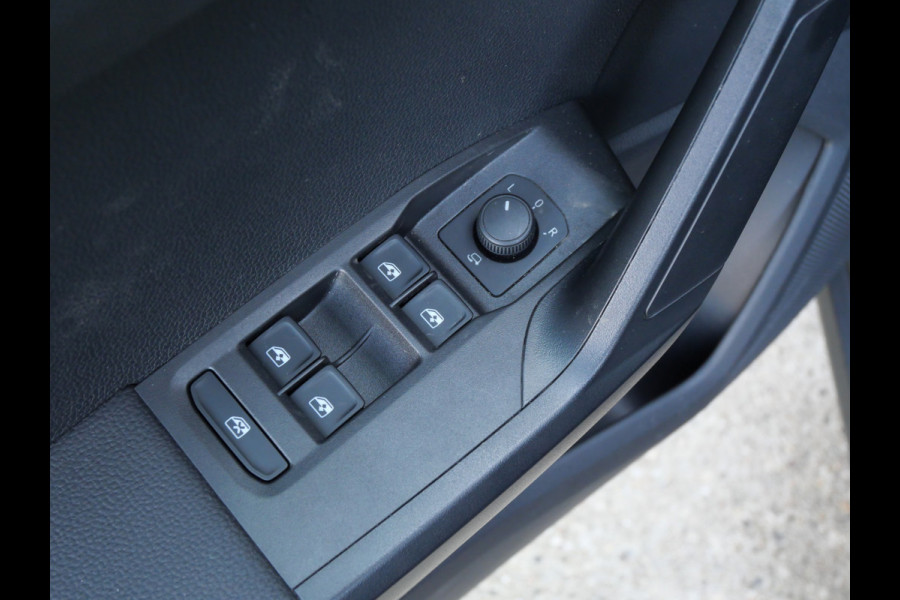 Seat Arona 1.0 TSI STYLE CONNECT | AUTOMAAT | VIRTUAL | CLIMA | CARPLAY | FABRIEKSGARANTIE!!