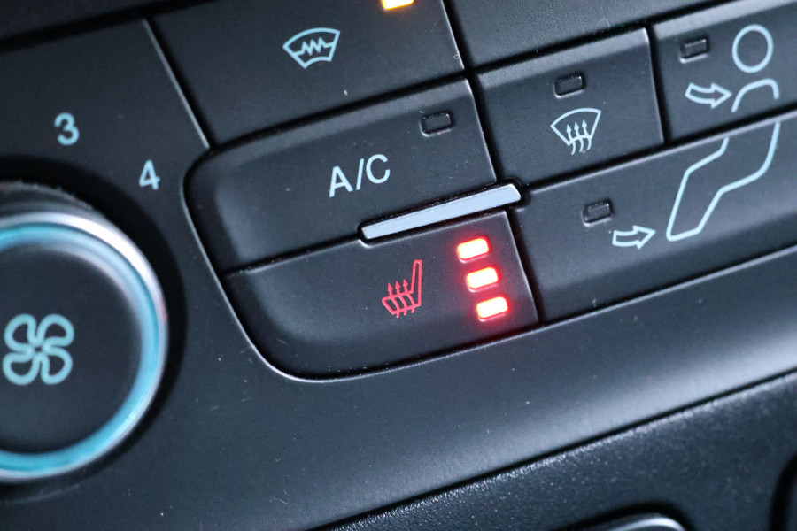 Ford Transit Connect 1.5 EcoBlue 120 PK | L+R Schuifdeur | 3-Zitter | CarPlay | Navigatie | Stoelverwarming | PDC | Dealer onderhouden | Nieuwe APK