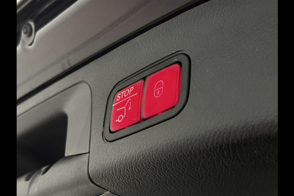 Mercedes-Benz EQA 250 Business Solution AMG 67 kWh | Multi spaaks lichtmetalen velgen 20 inch. | MBUX wide screen | Navigatie | parking support met camera achter | Inclusief 48 maanden MB Certified garantie voor Europa.