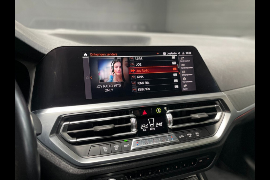 BMW 3 Serie Touring 318i 2.0 M-Sport/Trekhaak/Head-up/live cockpit
