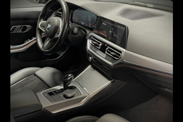 BMW 3 Serie Touring 318i 2.0 M-Sport/Trekhaak/Head-up/live cockpit