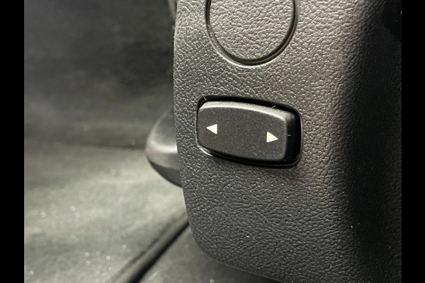 BMW 3 Serie Touring 318i 2.0 M-Sport/Trekhaak/Head-up/live cockpit