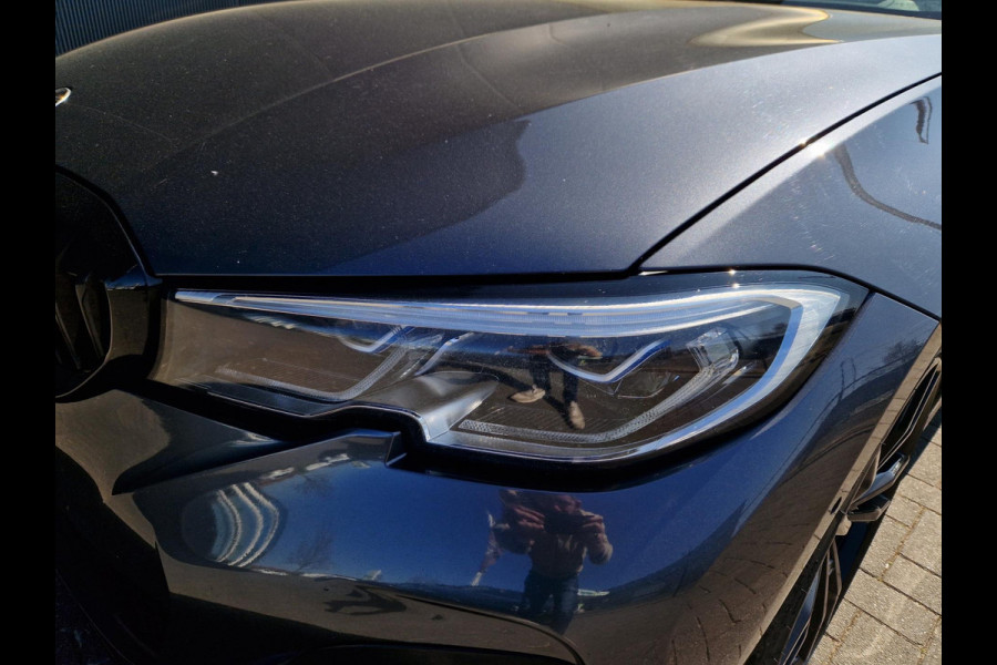 BMW 3-serie 330e M Sport /Laser /Schuifdak /BTW