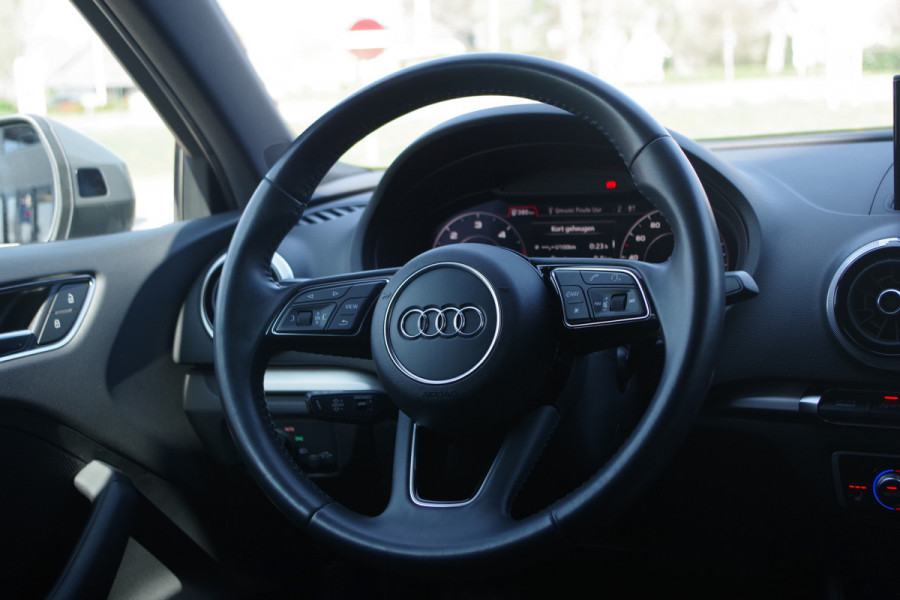 Audi A3 Limousine 2.0 TDI 150 PK Automaat Sport S-Line Edition, Panoramadak, B&O sound, Leder-Alcantara