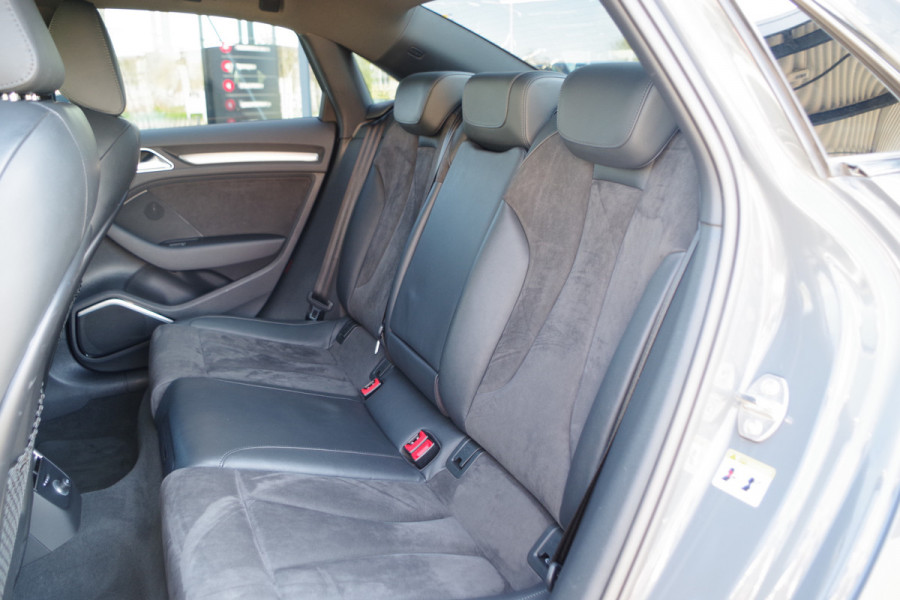 Audi A3 Limousine 2.0 TDI 150 PK Automaat Sport S-Line Edition, Panoramadak, B&O sound, Leder-Alcantara